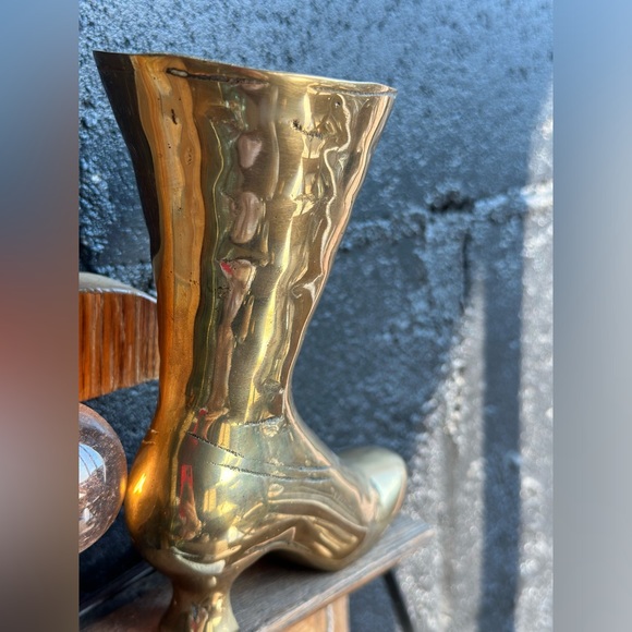 VINTAGE Brass Boot Vase - Picture 6 of 11